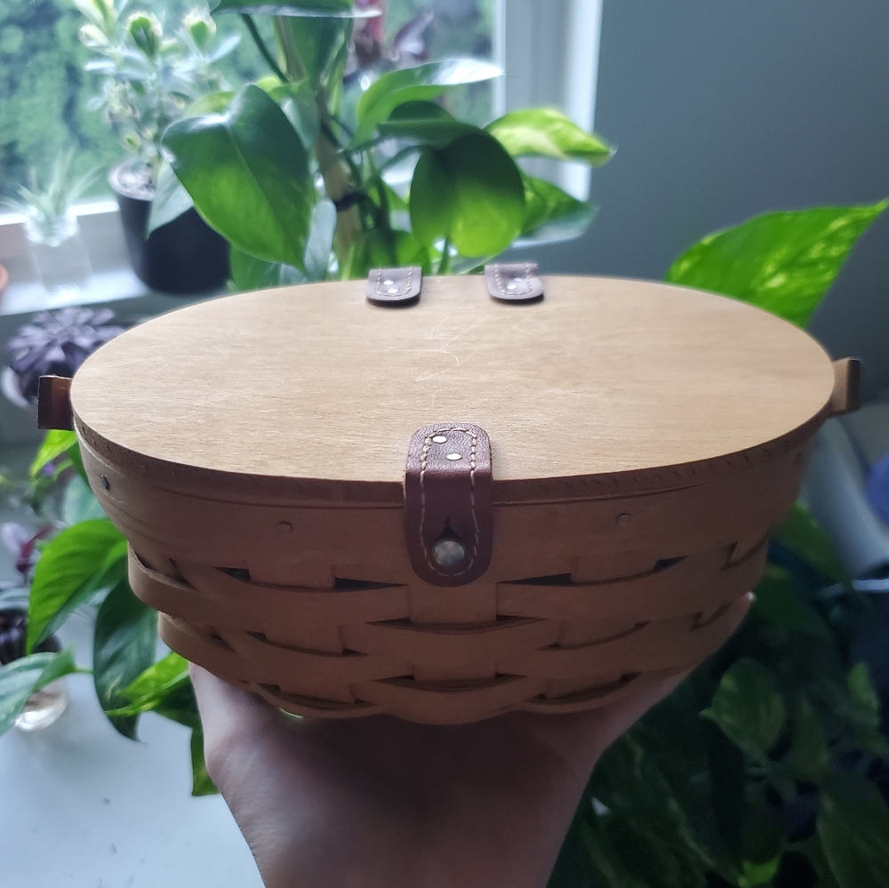 Vintage Longaberger basket